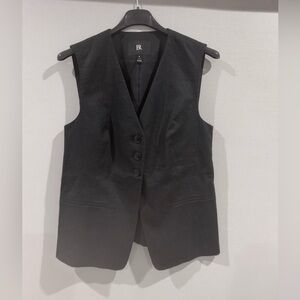 Banana Republic Women's Black Sleeveless Top/Vest